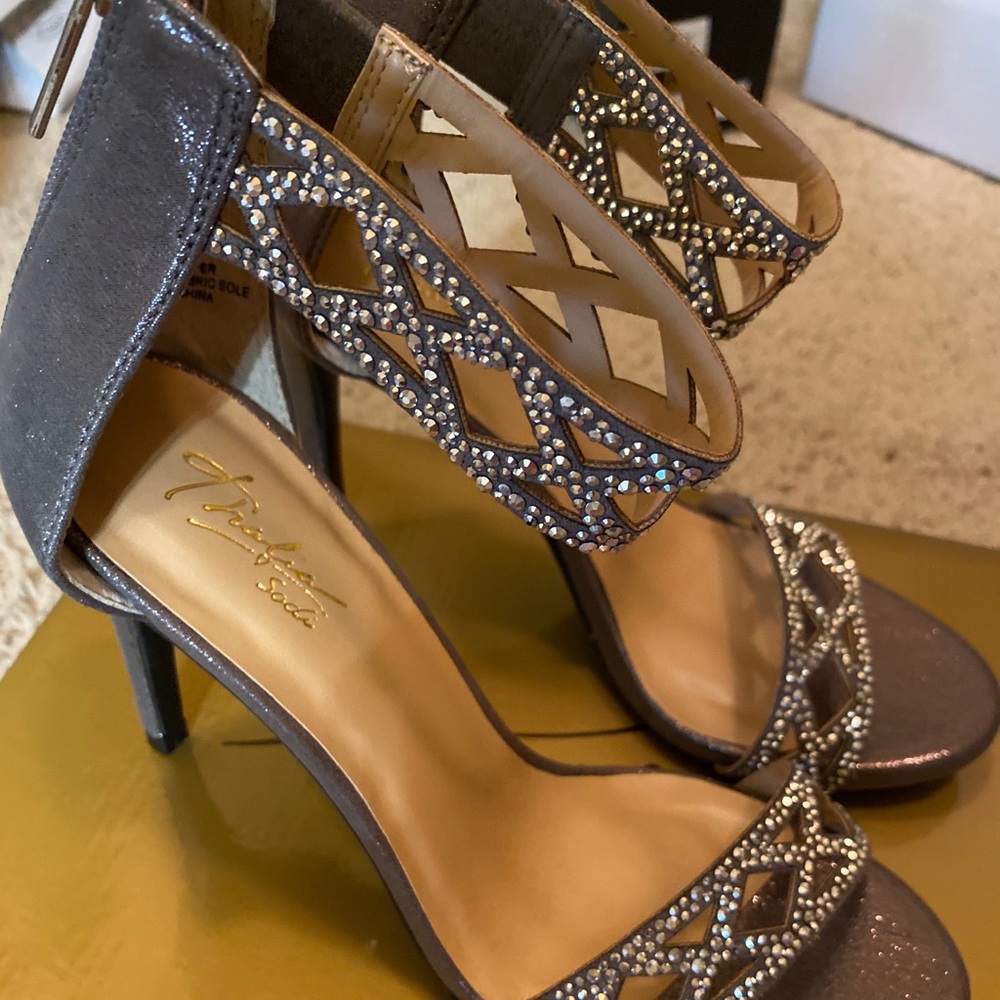 Diamond heels
